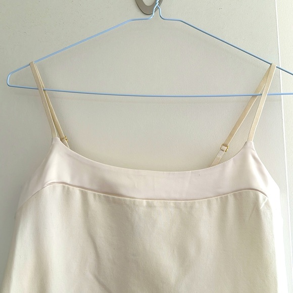 Banana Republic stretch camisole petite M - Picture 2 of 7